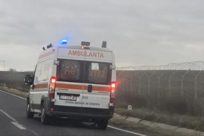 accident rutier intre 2 autoturisme la iesire din mihai viteazu 6a250f6bbbfa3