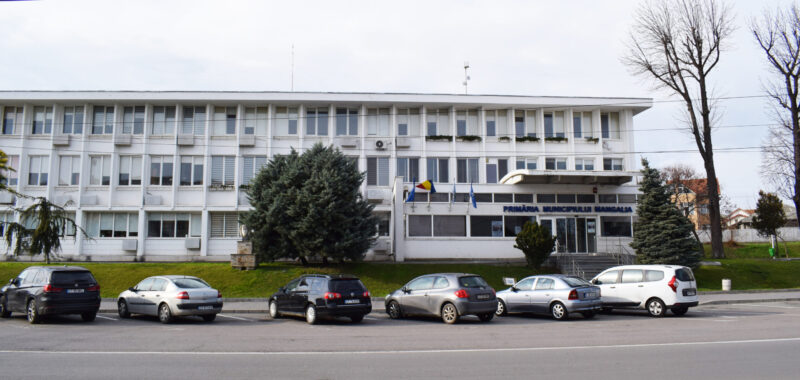 afaceristii din mangalia cu ochii pe tribunal asteapta astazi anularea unui important regulament local ce instituia o taxa nelegala conform instantei 6a34acaec1c80