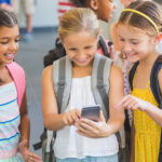 agentia suedeza de sanatate publica nu recomanda smartphone ul pentru copiii mai mici de 13 ani 6a2f9d11ba8bf