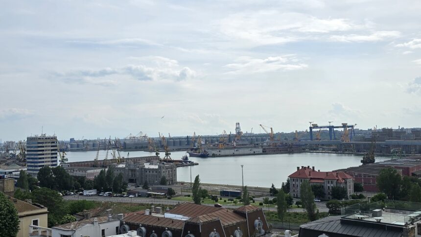 alerta in portul constanta incendiu la bordul unui remorcher din dana 98 6a2555a5116db