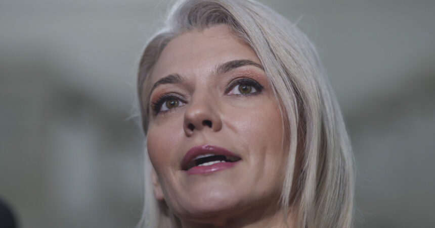 alina gorghiu contesta excluderea din pnl sunt in partidul acesta de zeci de ani si de aici nu am sa plec eu 6a391edd064da