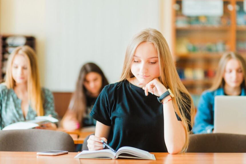 bac 2026 proba scrisa la disciplina obligatorie a profilului matematica istorie programata pentru maine se amana iata anuntul ministerului educatiei 6a4256d87c613