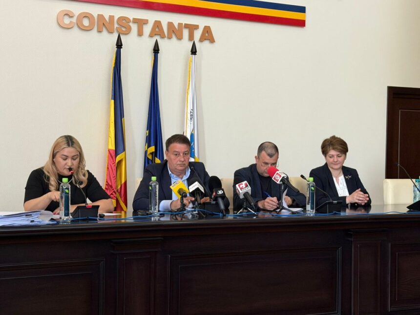 cat incaseaza lunar functionarii publici si sefii din consiliul judetean constanta 6a1cc3c44e5e1