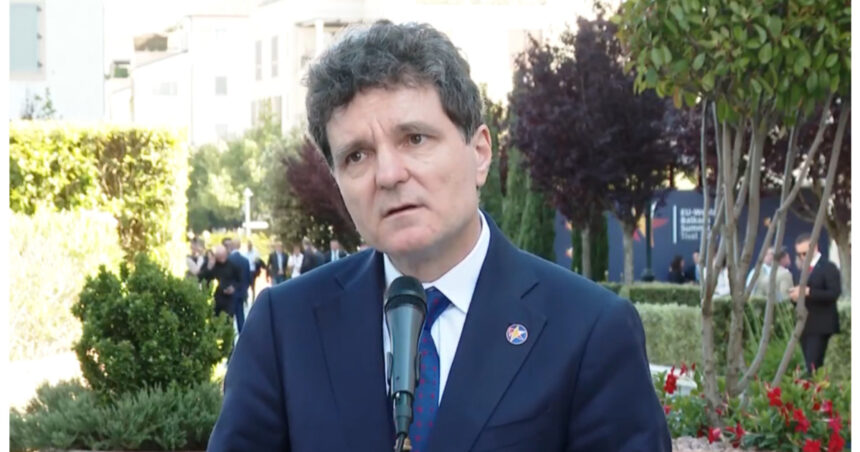 ce raspunde nicusor dan intrebat de ce nu l a desemnat prim ministru pe sorin grindeanu 6a22f25fc240d
