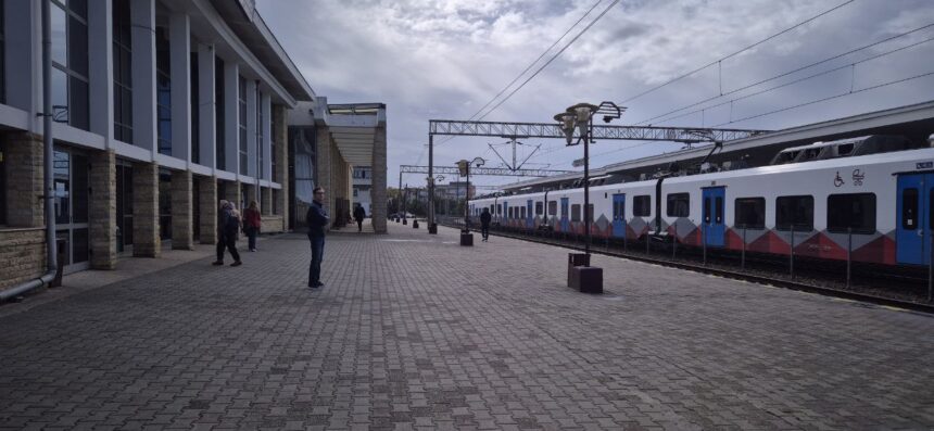 circulatia pe magistrala 800 bucuresti constanta intrerupta din cauza unei avarii la locomotiva unui tren de marfa 6a4426b43a5f5