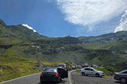 cnair anunta ca transfagarasanul ar putea sa fie deschis circulatiei vineri dimineata 6a283b9b1f50d