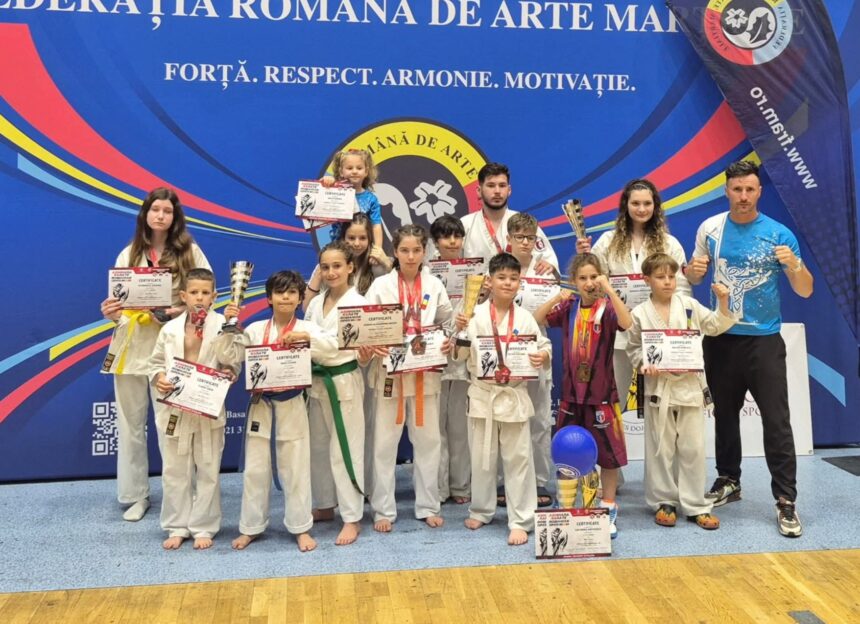 cso ovidiu si ashihara karate constanta au cucerit 15 medalii la ashihara karate romanian open 6a1f41bc92de9