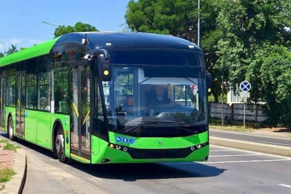 ct bus anunta ca liniile de autobuz 44 si 51 sunt deviate miercuri si joi 6a1eb7583f1c3