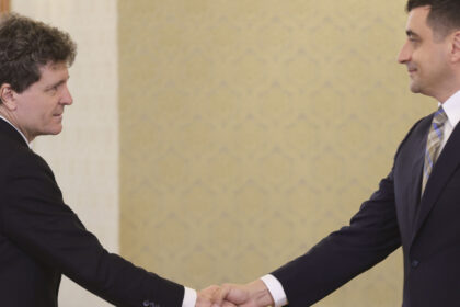 culisele discutiilor de la cotroceni george simion a cerut spalarea imaginii aur si nu i a propus lui nicusor dan un premier surse 6a3a84a67068d