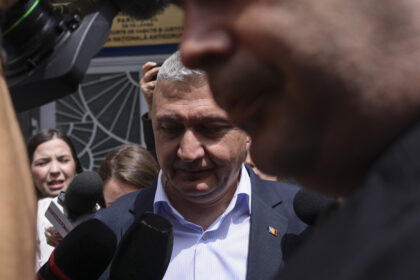 curtea de apel bucuresti refuza sa i dea inapoi sefului armatei telefonul ridicat de procurorii dna 6a26ac64a3095
