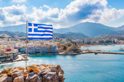 drone si sateliti pe plajele din grecia neregulile si sezlongurile amplasate ilegal vor fi depistate din aer 6a32947495f76