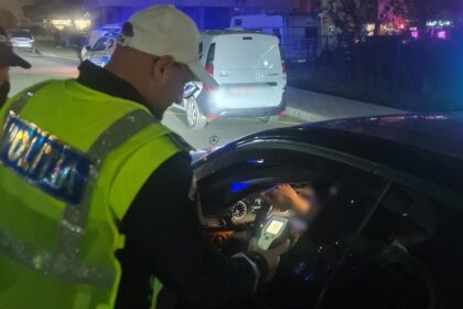 e jale pe strazi iata ce au descoperit politistii in trafic in cumpana mihail kogalniceanu si in pietreni 6a3f9b25319c7