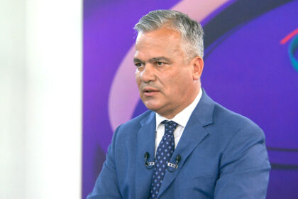 exclusiv adrian vestea despre desemnarea sa ca premier nicusor dan a zis sa pastram discretia 6a2fe8f9e6b3c