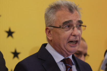 exclusiv reactia lui peiu dupa ce vestea a spus ca nu il deranjeaza daca parlamentari aur il vor vota din patriotism 6a31ad3a6a525