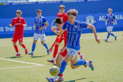 farul constanta a trimis doi dintre tinerii campioni u18 in liga a 2 a 6a2ef08fb93f8
