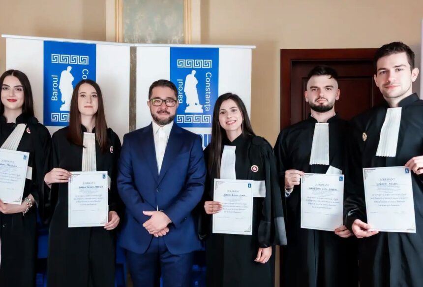 foto conferinta internationala de prestigiu organizata de baroul constanta noii avocati au depus juramantul iar reputatul avocat apostol armeanu a fost premiat 6a4136a04eb3f