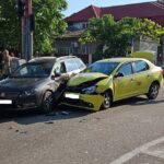 foto constanta accident la intersectia strazilor muncel cu unirii este implicat un taxi 6a1fc955bf5c9