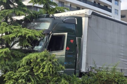 foto video constanta a fost intocmit dosar penal dupa accidentul in care au fost implicate 10 autovehicule soferul tir ului nu era nici baut nici drogat 6a270d2ad4a83