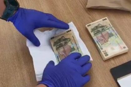 foto video imagini de la flagrant dna nu renunta la dosarul mihaelei dobrescu inspector itm constanta acuzata de luare de mita cand va fi luata decizia finala 6a2bb175950f4