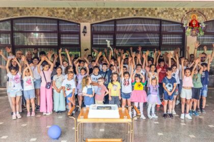 foto ziua copilului sarbatorita cu bucurie de membrii corului noii ostasi ai lui hristos al parohiei basarabi i 6a1f0f00750f6