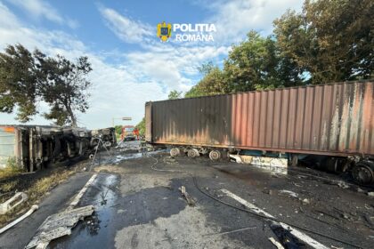 galerie foto accident rutier cu doua tir uri implicate vehiculele au luat foc un sofer este din tulcea altul din ucraina 6a3bb8c05c433