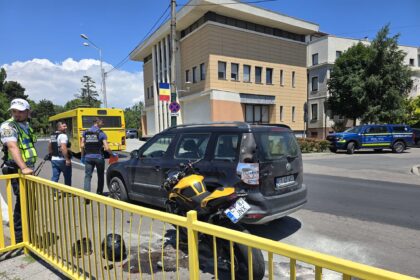 galerie foto video accident rutier in municipiul constanta in zona poarta 2 un barbat a ajuns la spital 6a33f30688fe5
