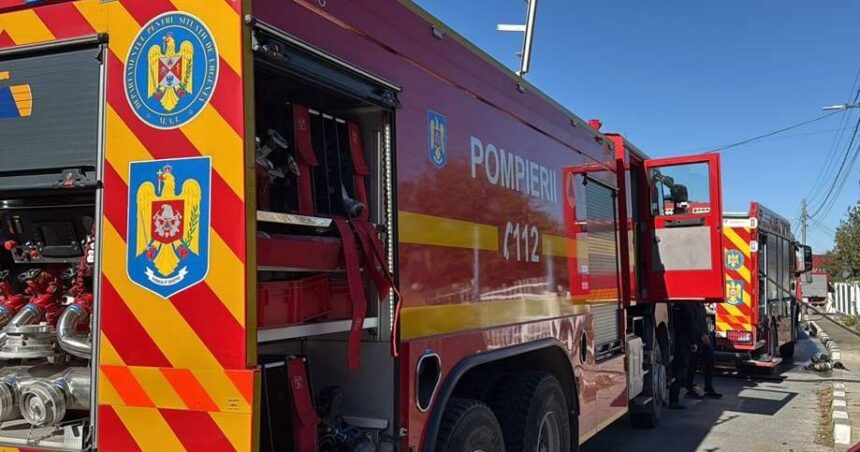 incendiu in portul agigea la poarta 10 mai multe autospeciale actioneaza la fata locului 6a409bc0bf2c4