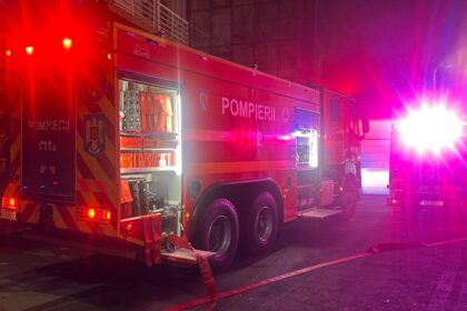 incendiu la un apartament din constanta pompierii intervin pe strada sg nicolae grindeanu 6a42d8cf51c89