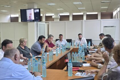 live foto video consiliul local cernavoda in sedinta ordinara reorganizarea primariei si rectificarea bugetului orasului pe ordinea de zi 6a43c45e711c2