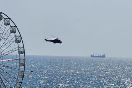 locuitorii din constanta si navodari alarmati de elicopterele ce survoleaza zona explicatia oficiala 6a204461e3e7a