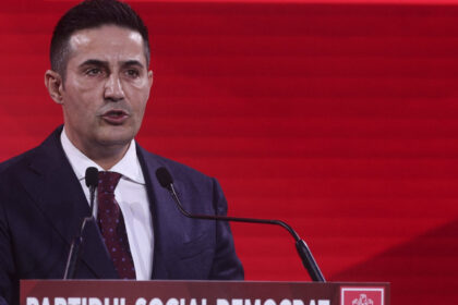 manda il acuza pe bolojan ca minte nu va deranjeaza ca ati ajuns sa stati la palatul victoria din mila lui george simion 6a3d25ef24e8d