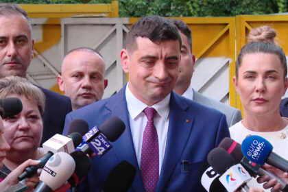 news alert aur conditioneaza votul pentru guvernul vestea george simion ii cere lui nicusor dan clarificari pana la ora 2130 6a396e5f56828