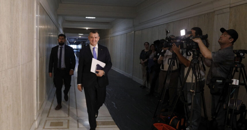 news alert lista cu numele pe care eugen tomac le propune pentru a forma guvernul premierul desemnat a trimis o partidelor politice 6a2bfcf2b9000