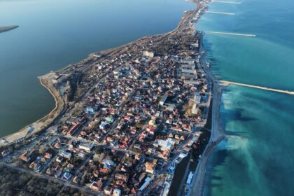 o firma in insolventa care se ocupa de transporturi rutiere de marfuri ramane fara o parte dintr un imobil din eforie nord cand are loc licitatia 6a38a12ee0e2e