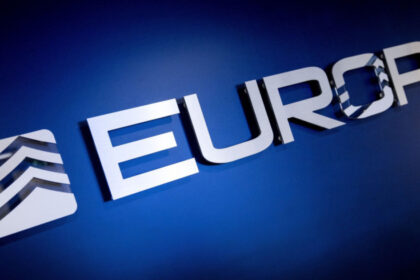 operatiune europol vizand streamingul ilegal au fost destructurate noua retele care ofereau acces ilegal la canale de film sau sport 6a200a6177cb1