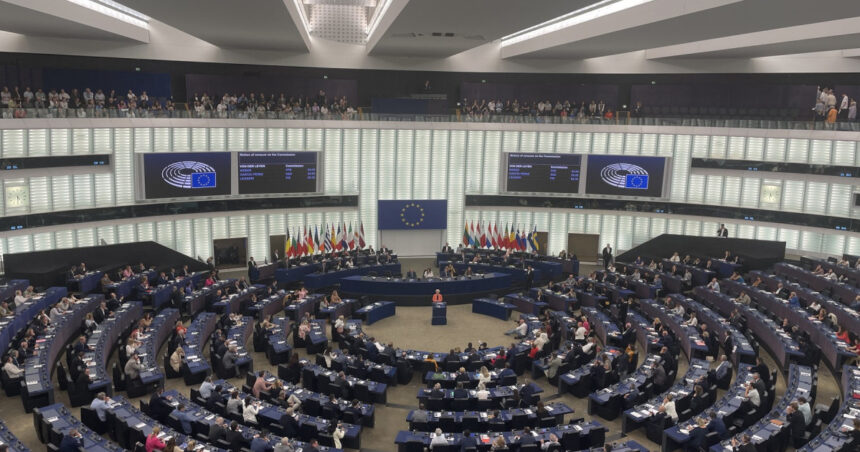 peste 200 de eurodeputati cer ancheta in pe asupra grupului europa natiunilor suverane acuzat ca incalca valorile ue 6a42cfead4968