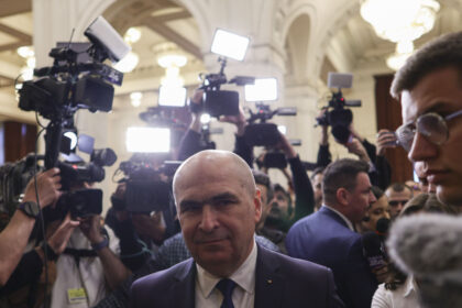 premierul ilie bolojan participa duminica la congresul pas de la chisinau 6a2d7760eceff