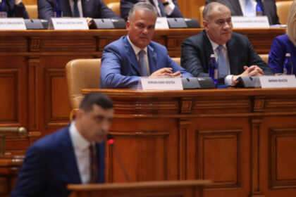 presa internationala criza politica se adanceste in romania urmeaza turbulente si instabilitate 6a3a1eaea42fe