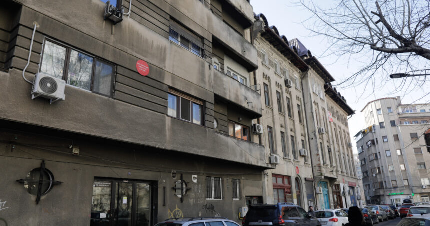 primaria capitalei vrea sa recupereze o parte din sumele cheltuite pentru consolidarea cladirilor cu risc seismic de la proprietari 6a438de70bac3