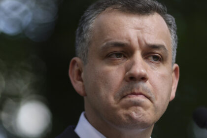 primul mesaj al fostului premier desemnat eugen tomac dupa ce a renuntat sa mai incerce sa formeze un guvern 6a2e55dc0dc52