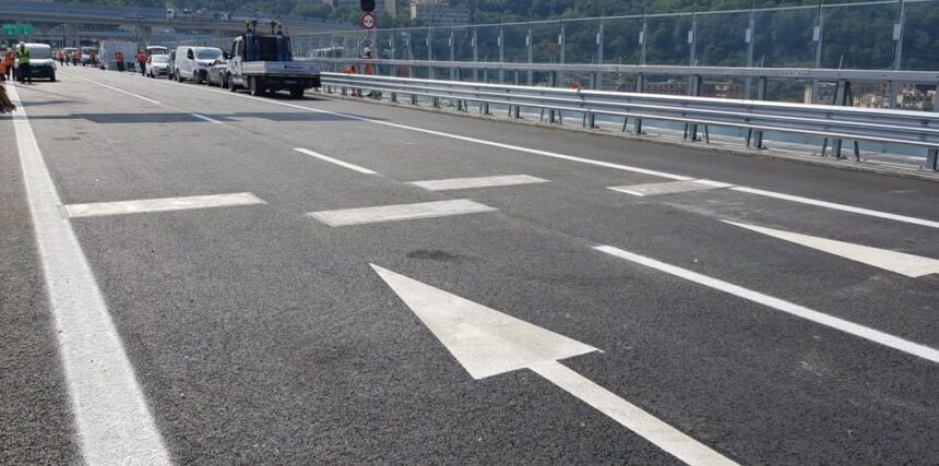 schimbare majora in portul constanta camioanele vor fi cantarite din mers cu ajutorul unei tehnologii de ultima generatie 6a428efcb3a38