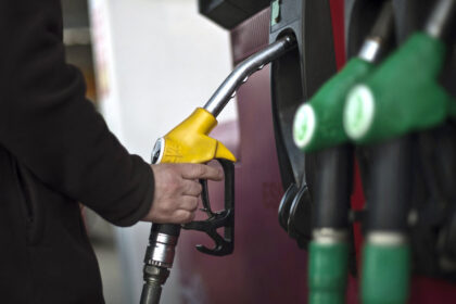 scumpirea carburantilor parlamentul discuta prelungirea plafonarii dar ar putea fi prea tarziu sa se mai aplice de la 1 iulie 6a427b8ae622c