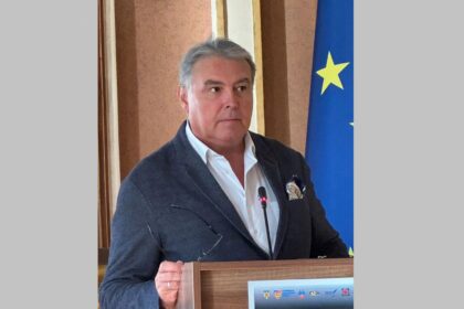tribunalul bucuresti renunta la pedeapsa in cazul istoricului adrian cioroianu acuzat ca ar fi divulgat o ancheta a jurnalistei emilia sercan 6a42b22159766