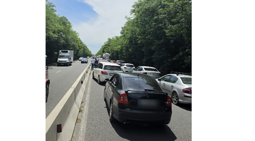 video accident rutier pe dn 39 intre costinesti si tuzla traficul este aproape blocat 6a327dd8122e6