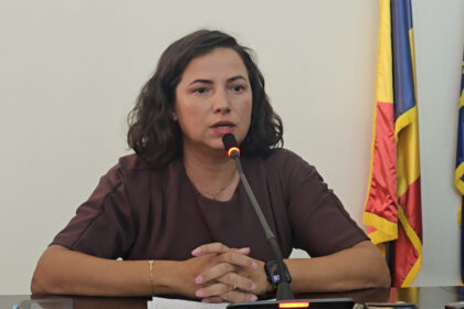 video administratorul judetului ionela costache medicii care asigura garda de stomatologie vor primi stimulente financiare 6a2fc595ca619