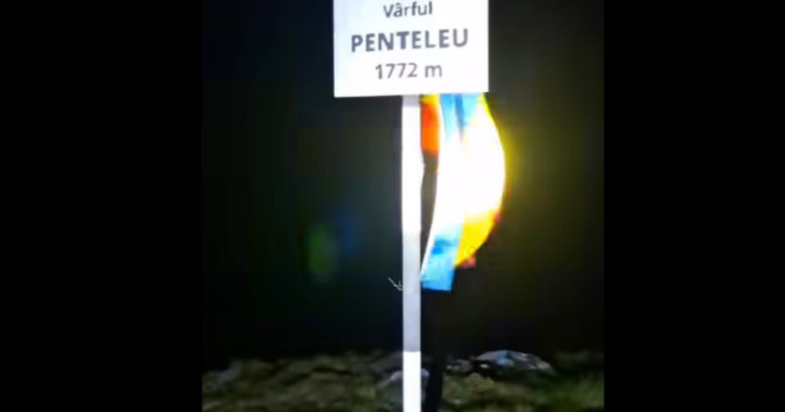 video doi turisti rataciti pe munte in buzau au fost salvati de jandarmi dupa o interventie de 5 ore 6a25a85b51e91