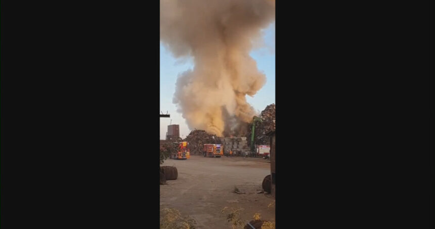 video incendiu puternic in portul agigea ro alert emis din cauza fumului dens 6a40b98d094e8