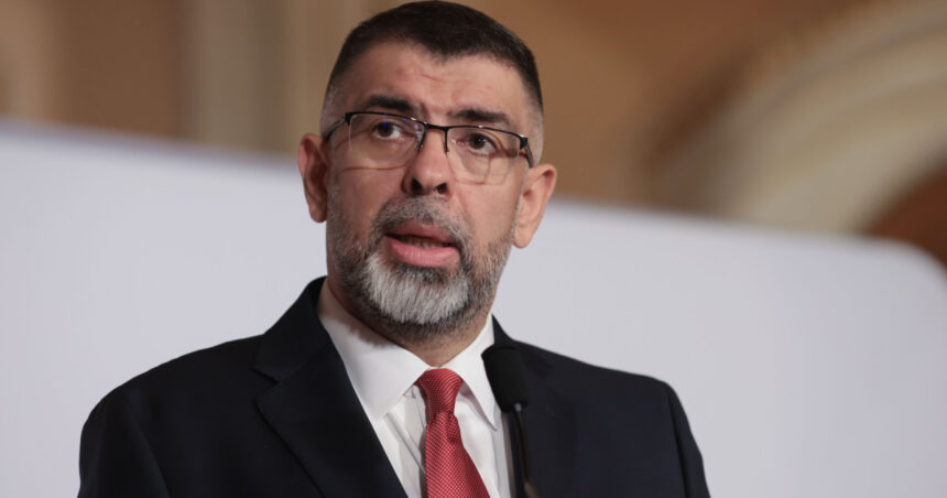 video robert cazanciuc despre varianta de premier a psd cred ca presedintele il va desemna pe sorin grindeanu este singura formula 6a43984b72dad