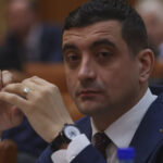 video simion sustine ca un consilier prezidential l a sunat pentru a i cere ca aur sa voteze guvernul vestea palatul cotroceni este exclus 6a3c316303628