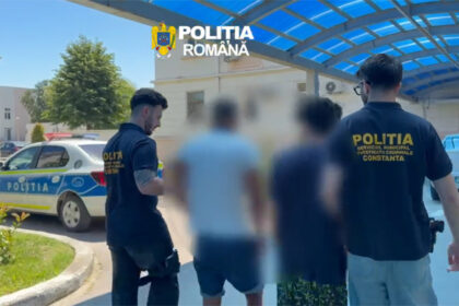 video talharie in plina zi la constanta un tanar a fost jefuit intr un mijloc de transport in comun agresorii au ajuns dupa gratii 6a3e57bd6d831